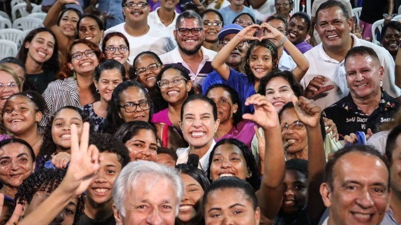 Raquel Lyra entrega 41 moradias e fiscaliza R$ 16,7 milhões em contenção no Recife
