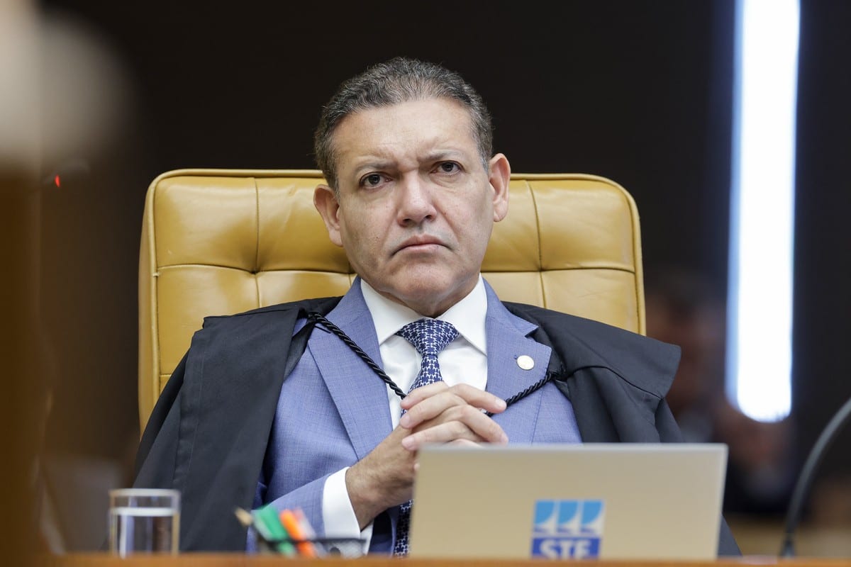 Nunes Marques diz que só analisará pedido de revisão criminal de Jair Bolsonaro após 2º turno