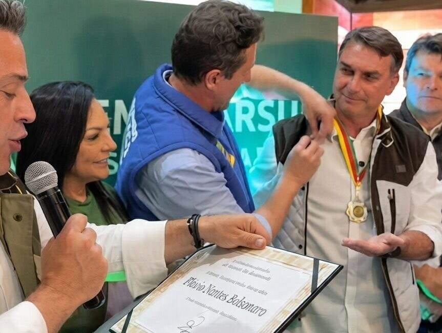 Eleições 2026: Flávio diz que adequará Propag para o Rio Grande do Sul e promete projeto para não contingenciar seguro r