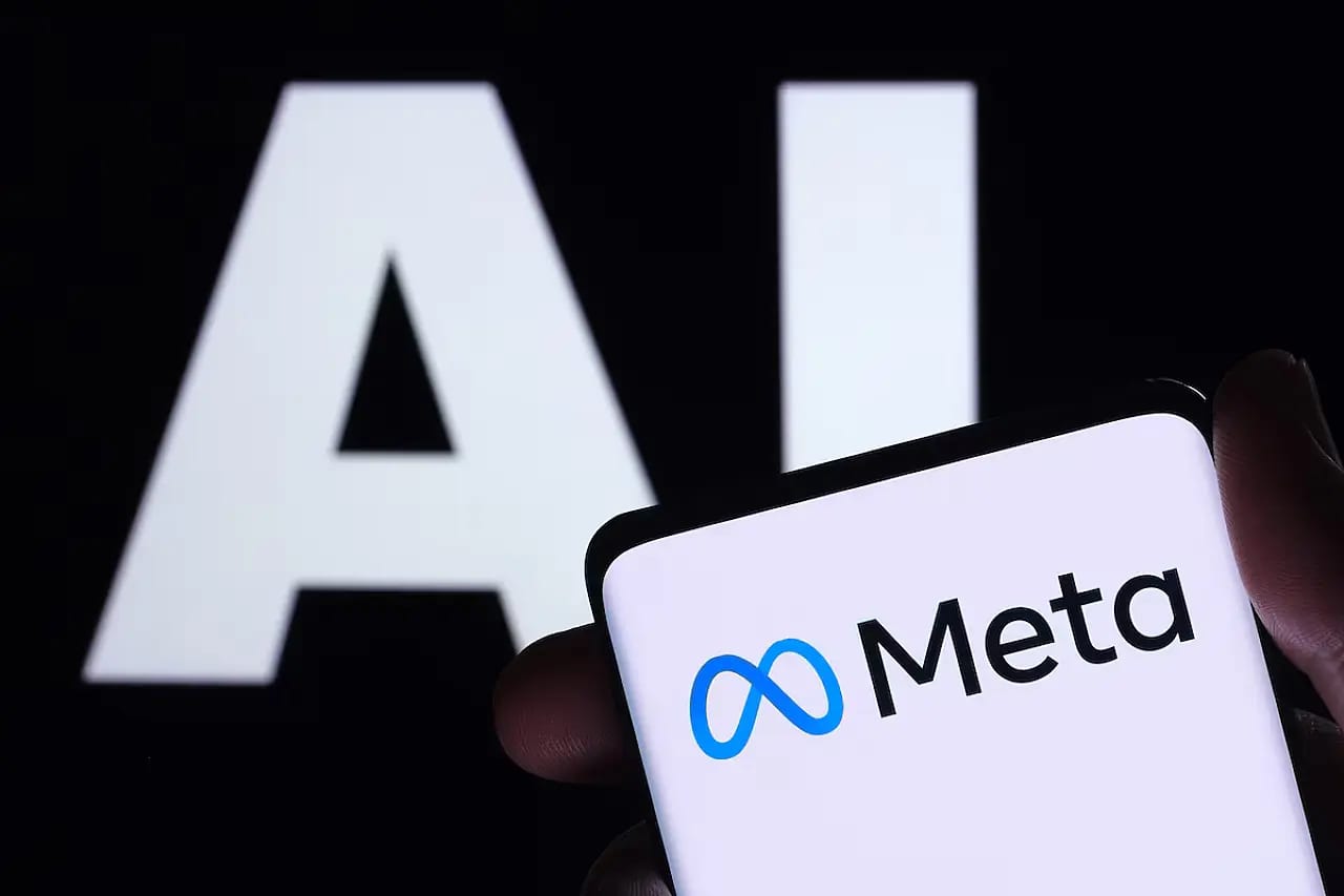 TSE dá 24h para Meta e X explicarem distribuição de material político