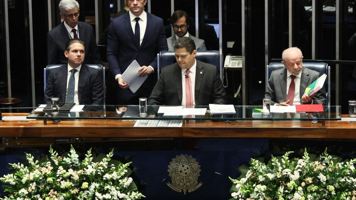 "Aprovamos tudo o que quisemos", diz Lula no Congresso sobre governabilidade