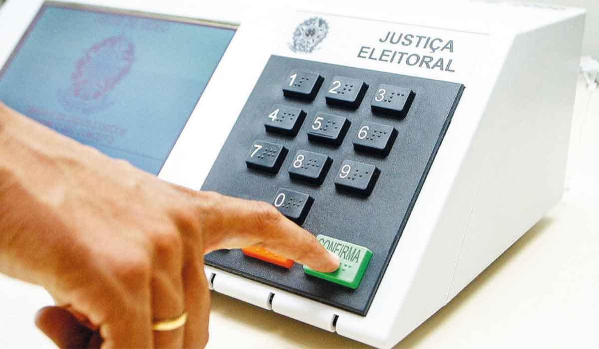 Sete nomes querem assumir o Palácio Piratini para governar o Rio Grande do Sul