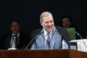 TSE pode suspender diretório partidário se respeitar rito, diz Toffoli