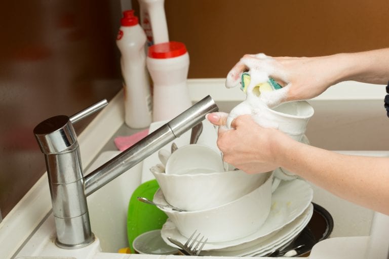 Câmara aprova programa de capacitação gratuito para donas de casa