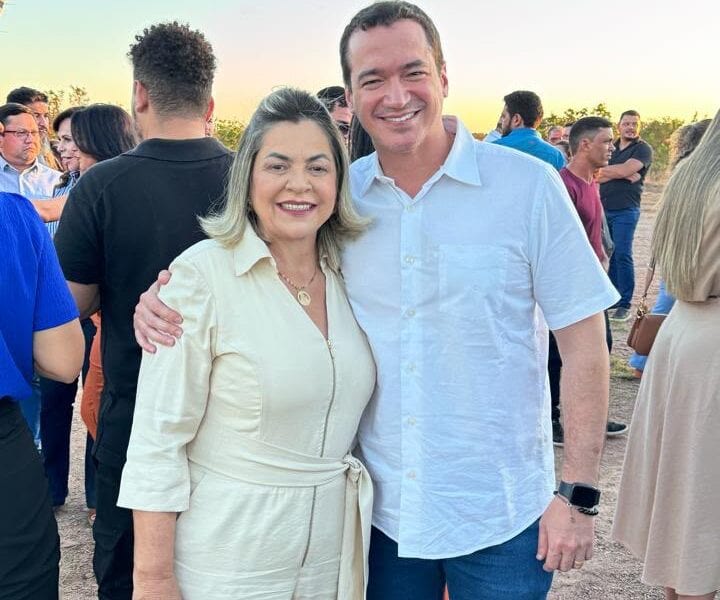 Prefeita de Guaraí Fátima Coelho declara apoio a Alexandre Guimarães