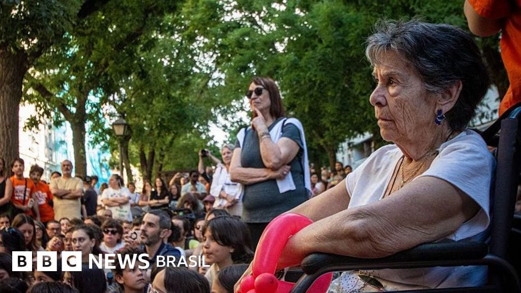 Morre idosa que foi despejada e provocou onda de protestos na Espanha