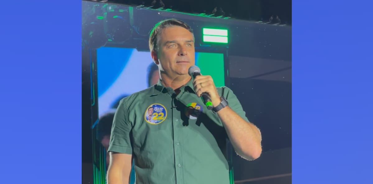Flávio Bolsonaro diz ter aberto sigilos após desafio de Lula