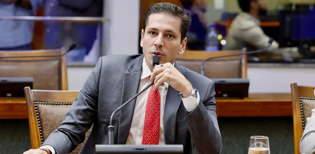 Olyntho Neto assume relatoria da LDO 2027, que prevê receita de R$ 18,4 bi no Tocantins