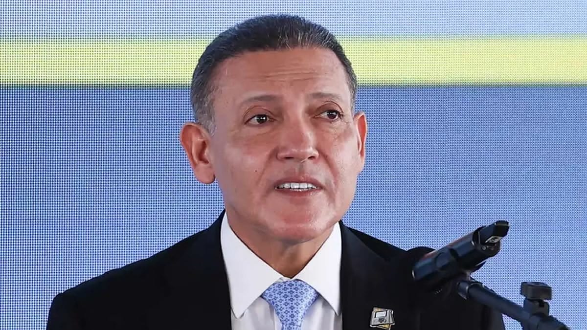 Kassio Nunes confirma resultado e parabeniza Lula pela reeleição