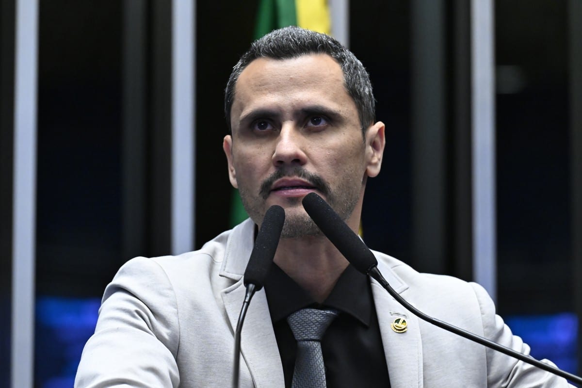 Mateus Simões nega que esteja tentando prejudicar futura gestão do governo de MG