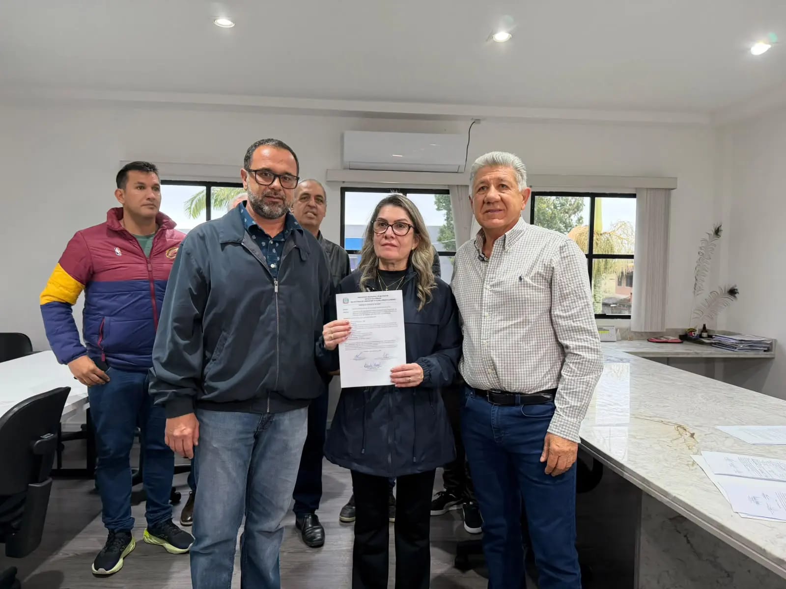 Matinhos assina ordem de serviço para nova Escola Municipal 8 de Maio