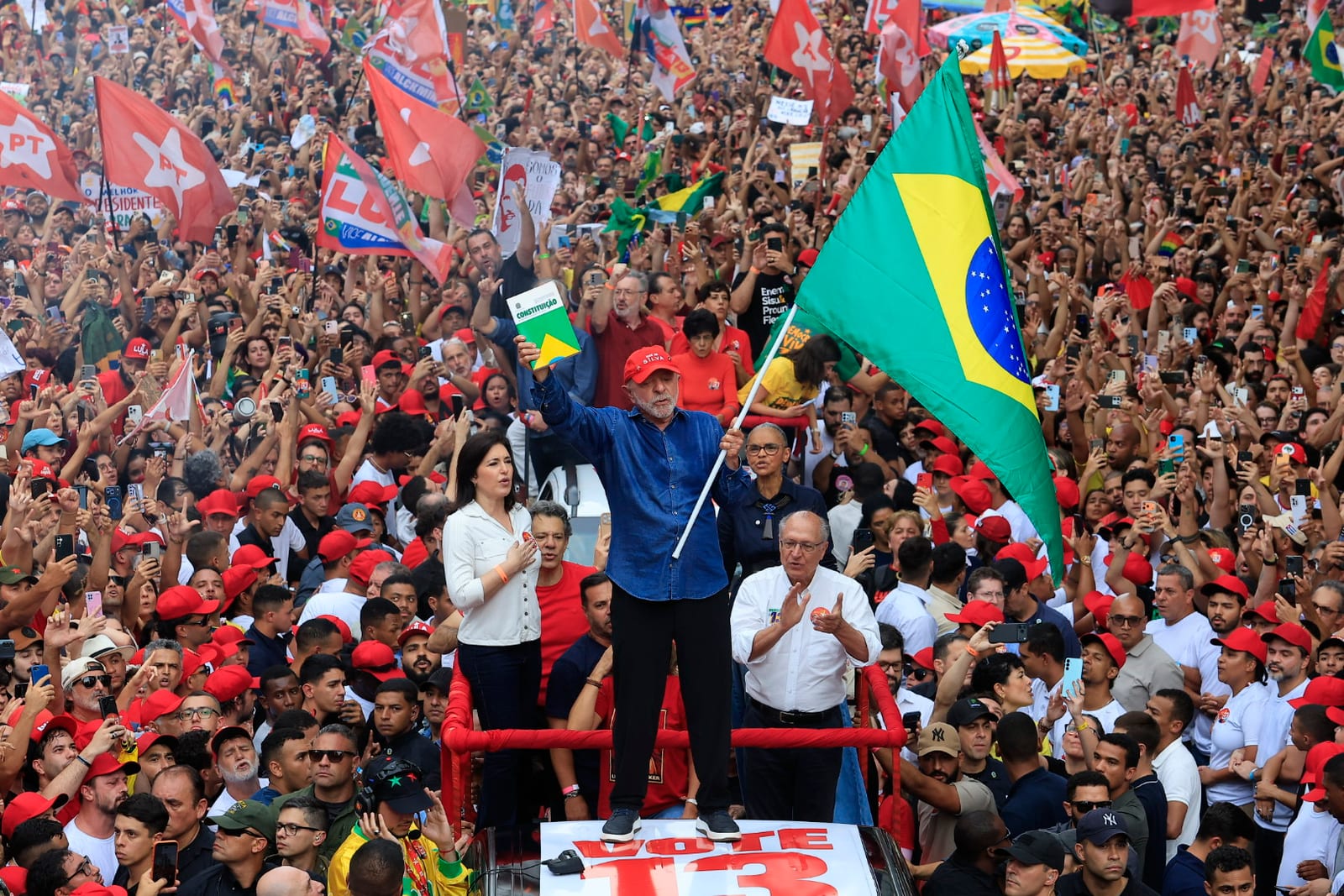 ABC e SBPC saúdam o povo brasileiro e parabenizam presidente Lula por reeleição
