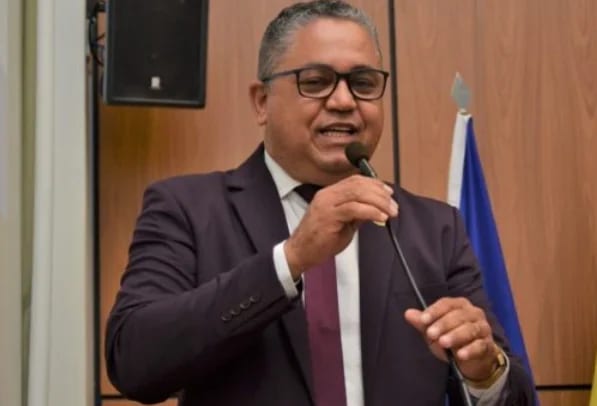 Vereador Eudes pede limpeza e manutenção da Quadra 505 Sul