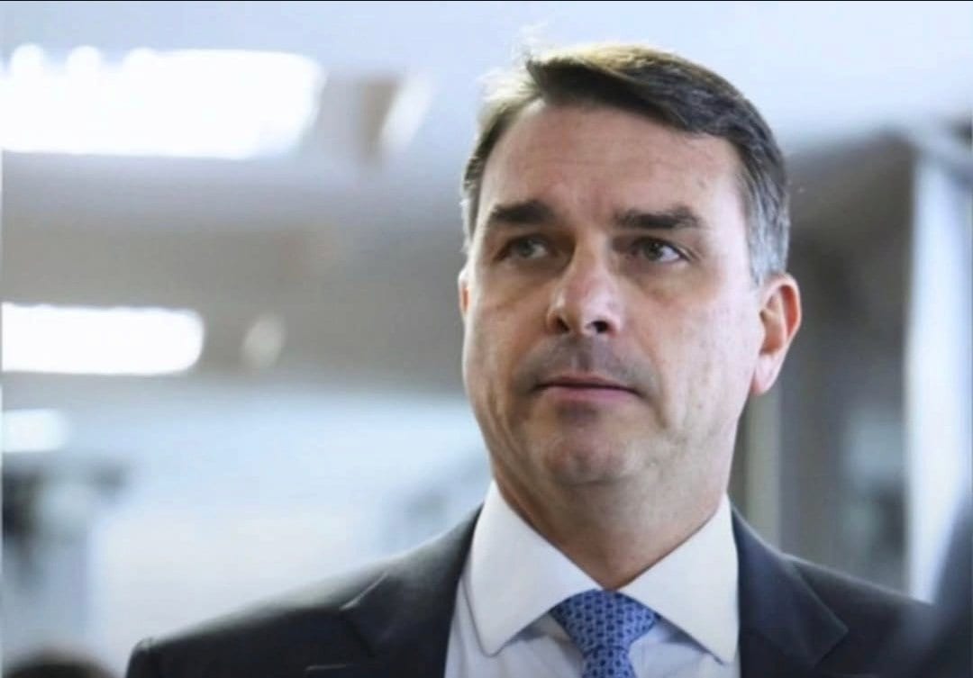 Flávio Bolsonaro registra maioria dos votos no Japão no segundo turno