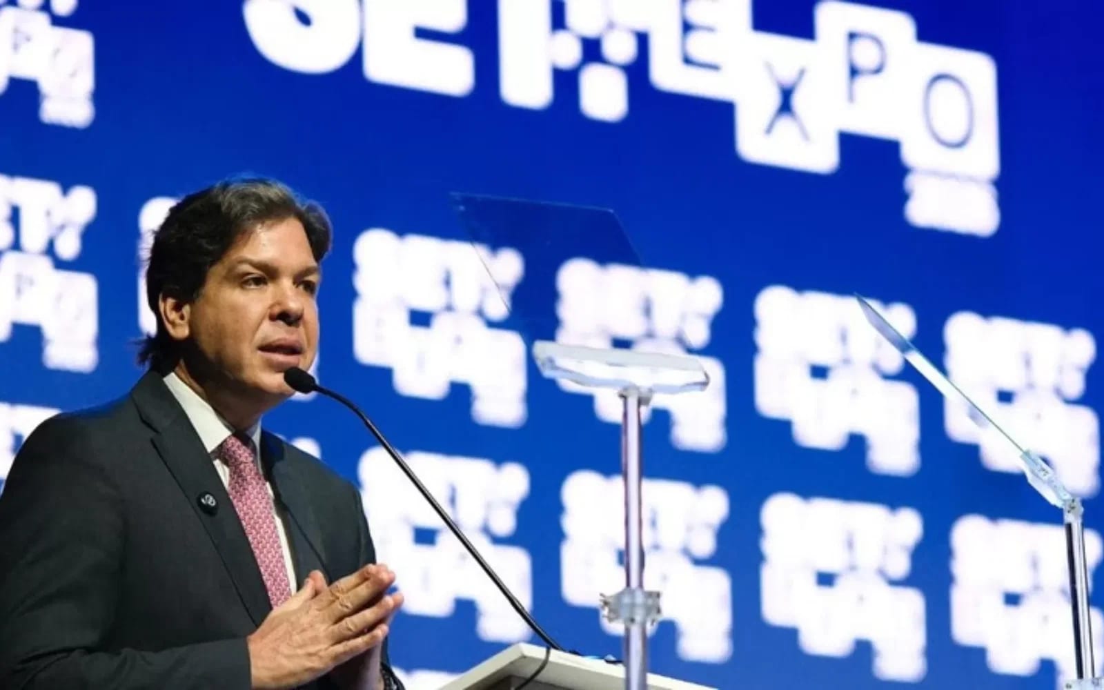 Ministro das Comunicações inicia missão na Índia e segue ao Japão