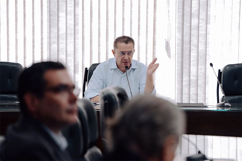 Comissão da Câmara ouviu o Google sobre projeto que reduz emissões e otimiza semáforos