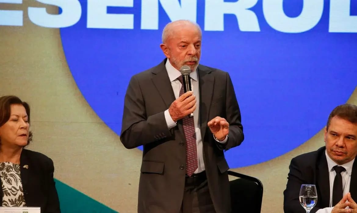 Governo anuncia pacote para MEIs com perdão de dívidas, novo teto e repasse de até R$ 5 mil