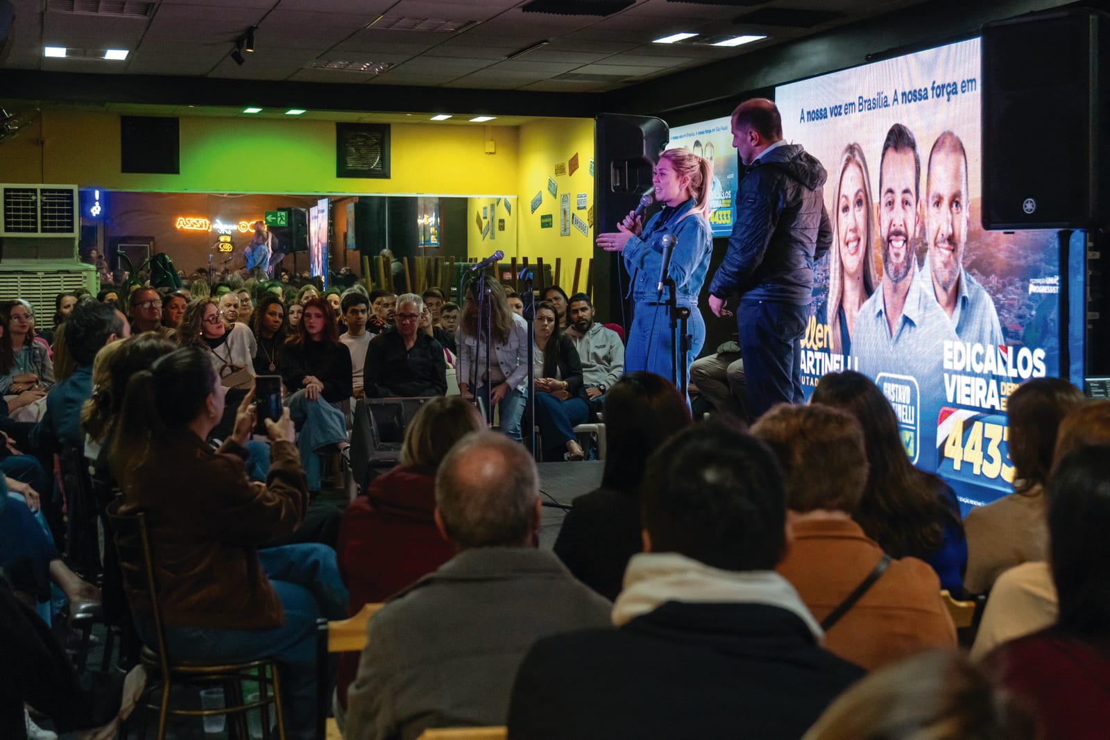 Ellen Martinelli e Edicarlos Vieira reúnem mais de 300 pessoas em encontro com a educação e o esporte de Jundiaí