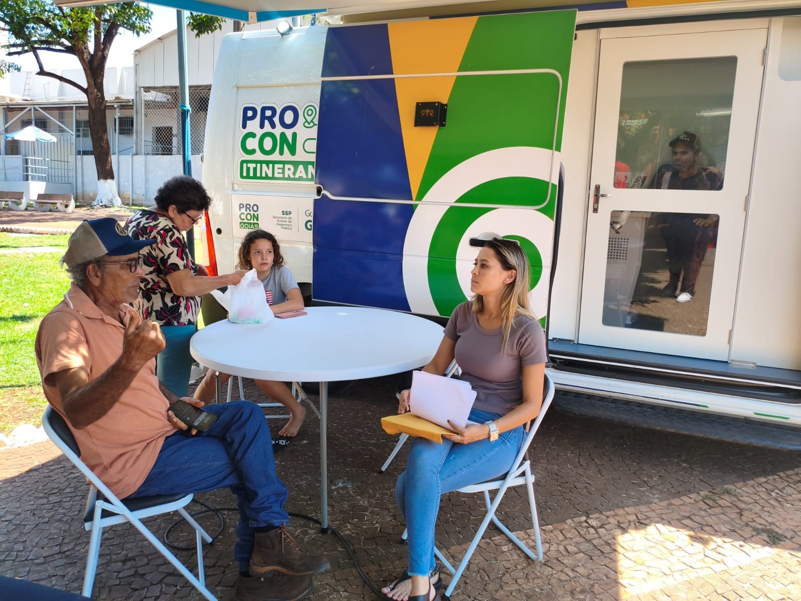Procon Goiás lança serviço itinerante com atendimento gratuito no interior
