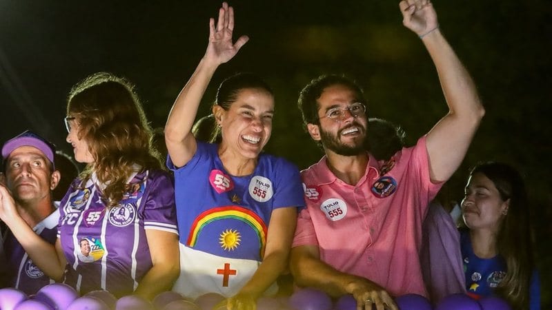 Raquel pede voto casado por Túlio no último domingo antes do primeiro turno