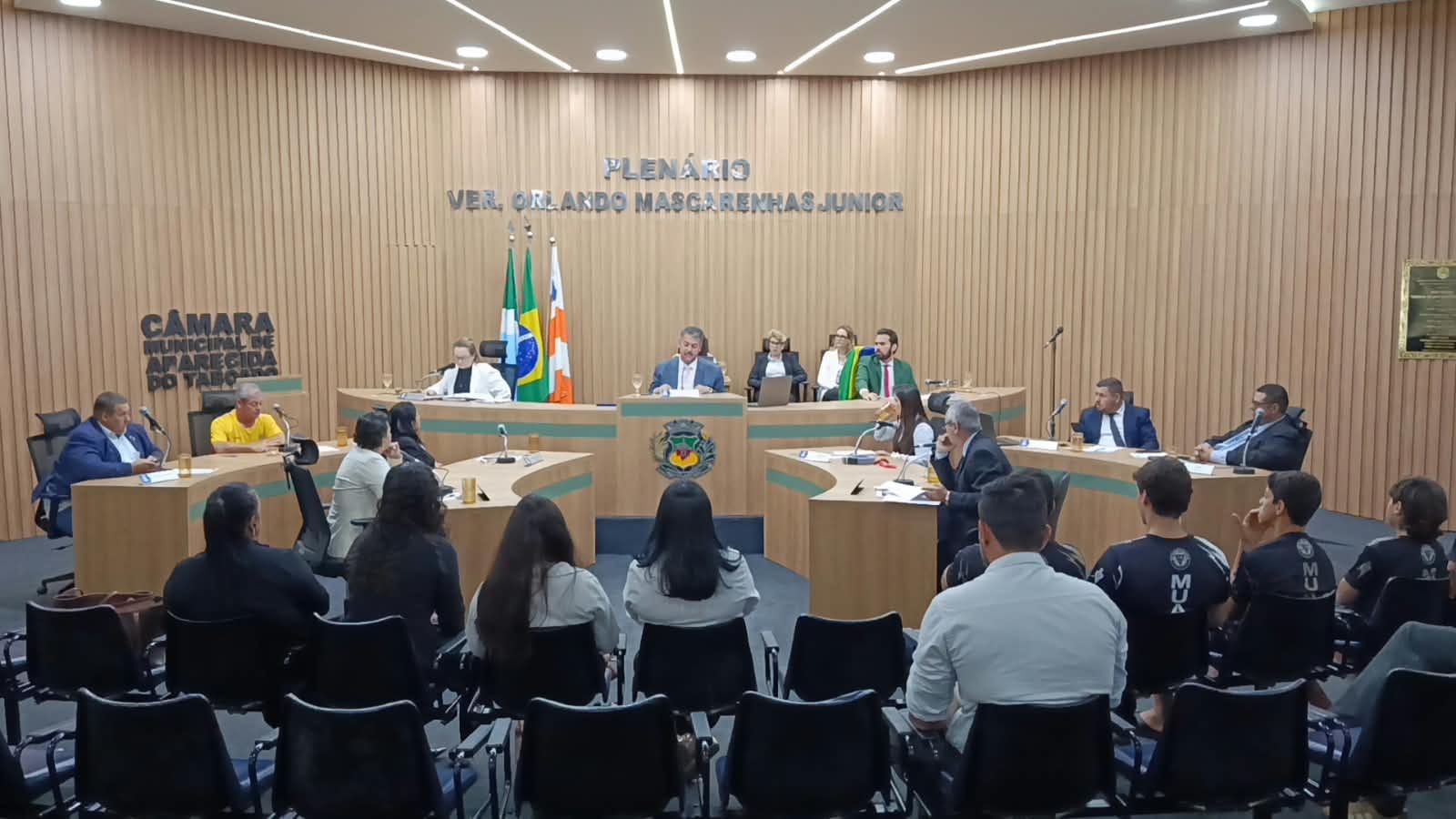 Câmara de Aparecida do Taboado encaminha indicações e aprova autorização para viagem do prefeito