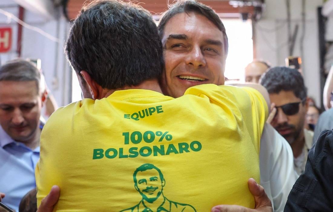 AtlasIntel: Fora do bolsonarismo, Flávio ainda deixa metade da direita em disputa