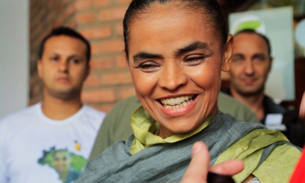 Conheça Marina Silva, aposta de Lula que fez história como a senadora mais jovem do Brasil