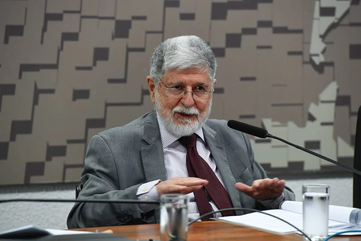 Celso Amorim diz que EUA agiram “bizarramente” ao indicar embaixador