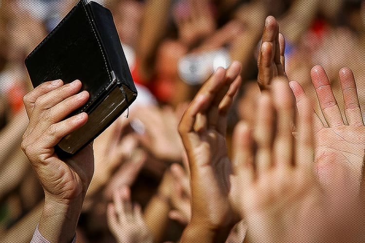 Pesquisa com evangélicos em 13 capitais vê só 1 em 10 com perfil de extrema direita