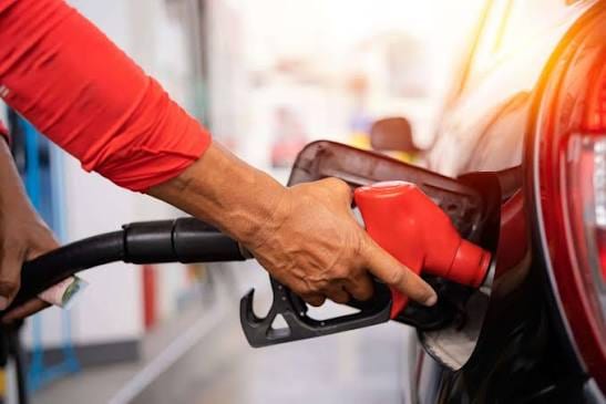 Tributos da gasolina são zerados e subsídios a combustíveis, ampliados