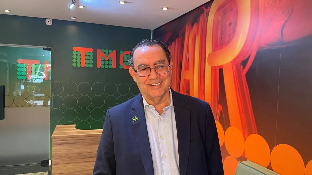 Chamado de ‘pastel de vento’ por Renan Santos, Cury ironiza: ‘Acho uma delícia’