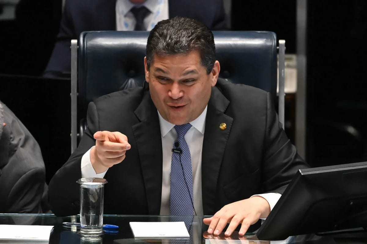 Senado informa eleitos: Alcolumbre decide gabinetes e imóveis