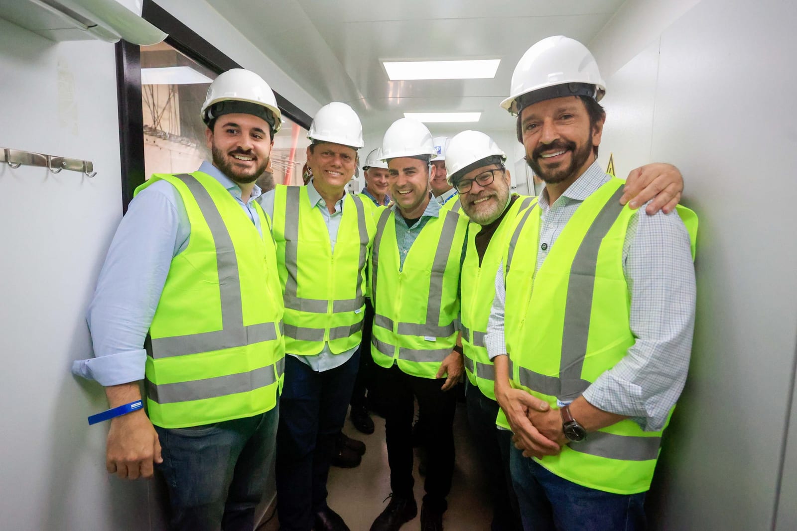 Perfuração do metrô até Guarulhos começa com tuneladora Hebe Camargo