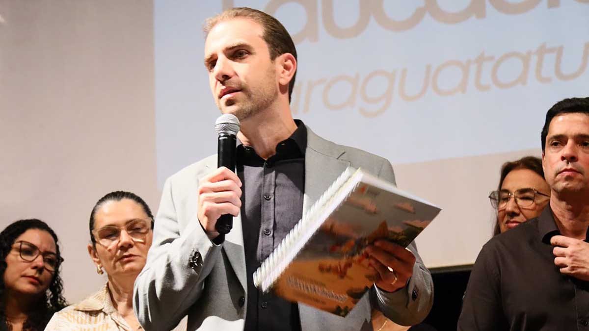 Caraguatatuba lança Currículo da Educação Infantil na abertura do 2º Simpósio Educacional
