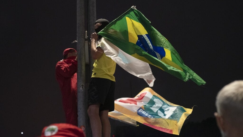 Mapa dos votos: onde Lula mais cresceu, virou a disputa e abriu vantagem sobre Flávio Bolsonaro