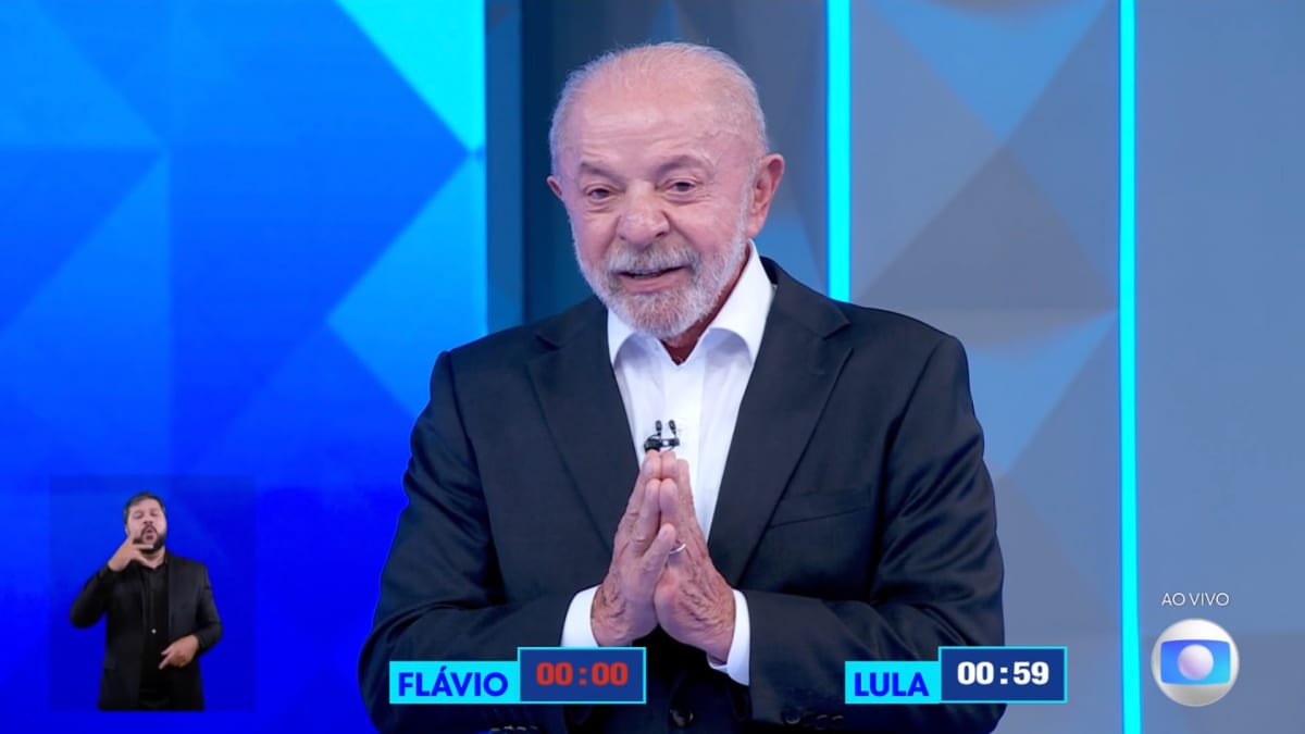 “Consegue decorar, mas não consegue aprender”, diz Lula sobre Flávio