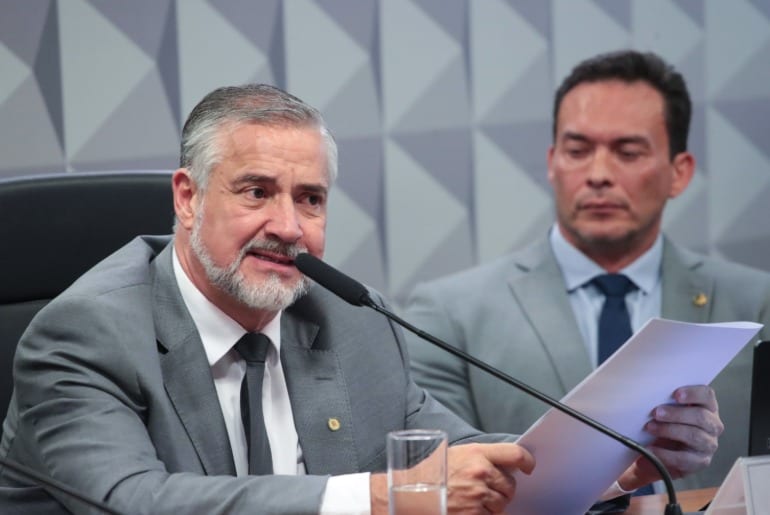 Pimenta cobra transparência total no caso Master: “O Brasil tem o direito de saber toda a verdade, doa a quem doer"