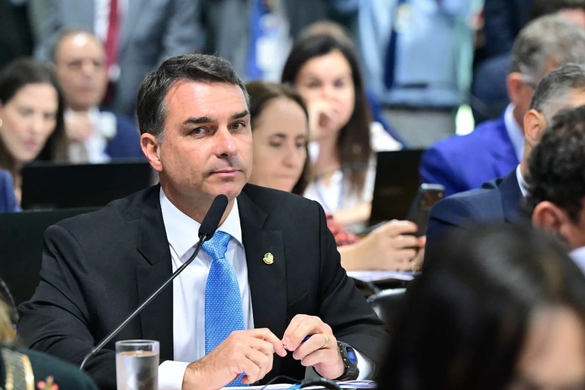 Flávio vai a SP para jantar com empresários e mercado nesta quinta