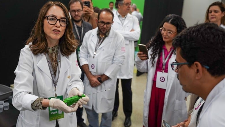 Capacitação em Goiás prepara 200 médicos para acelerar o diagnóstico do câncer de mama