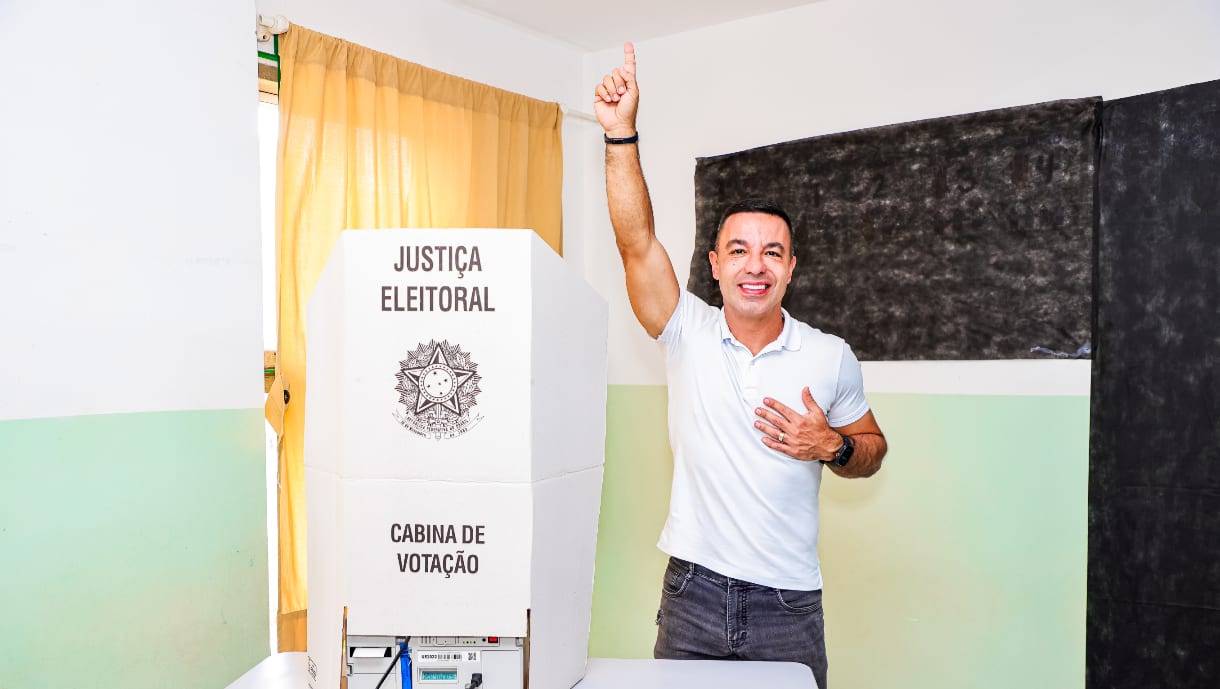 Rogério Lins vota em Osasco e destaca campanha de escuta e presença