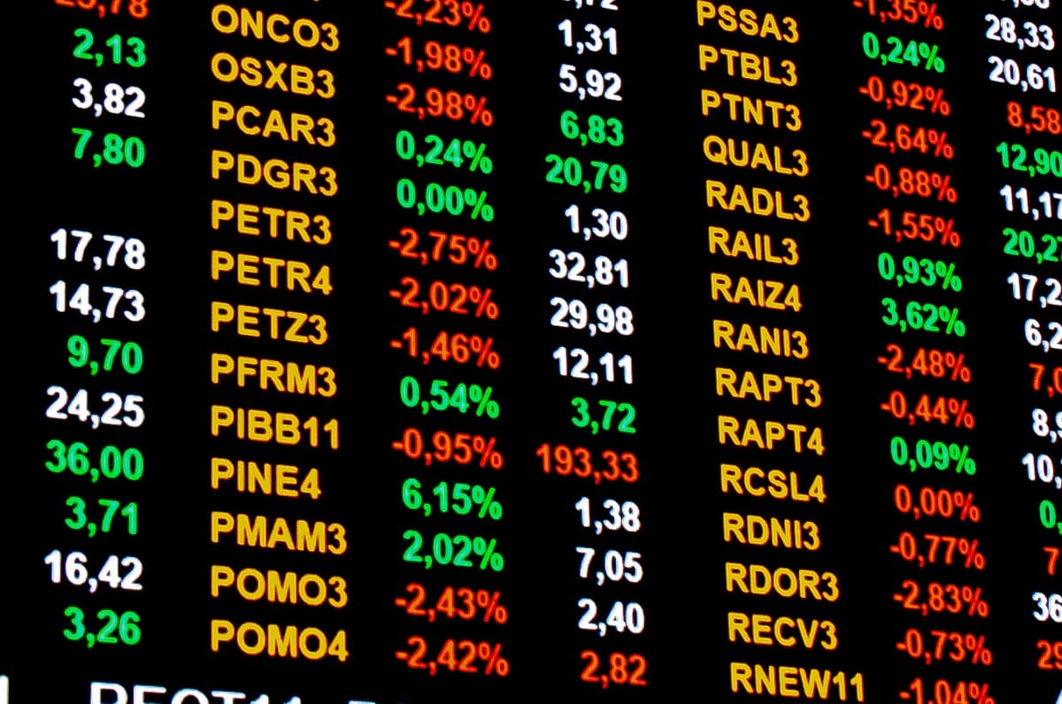 Mercado deve sofrer com volatilidade até definição da equipe econômica, diz economista