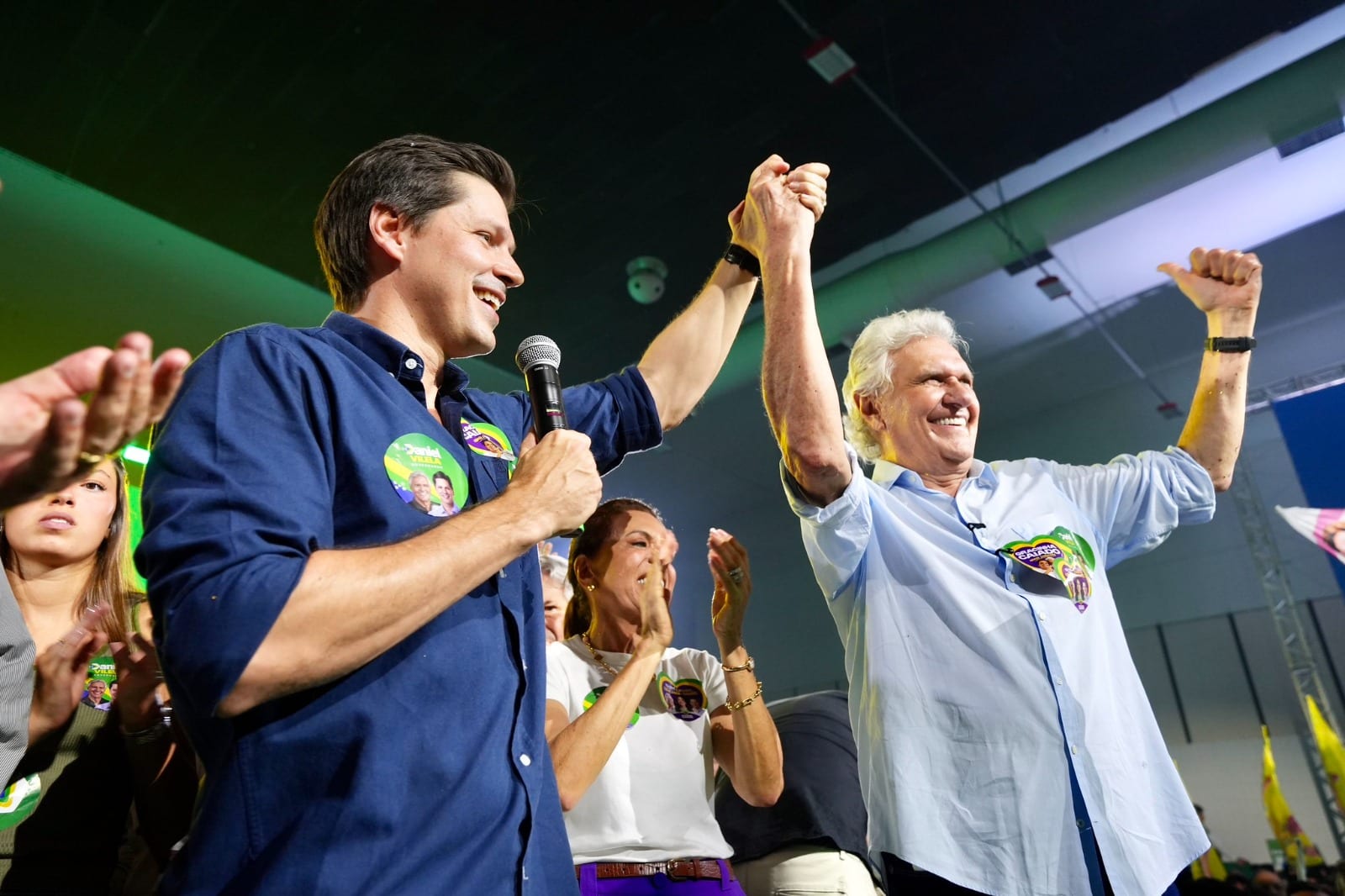 Daniel Vilela sobe a 37,2% e lidera por 18,3 pontos