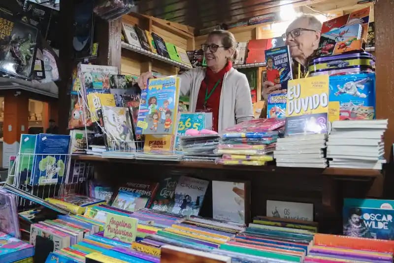 25ª Feira do Livro de Canela reuniu cerca de 3 mil estudantes e valorizou a literatura e a cultura local