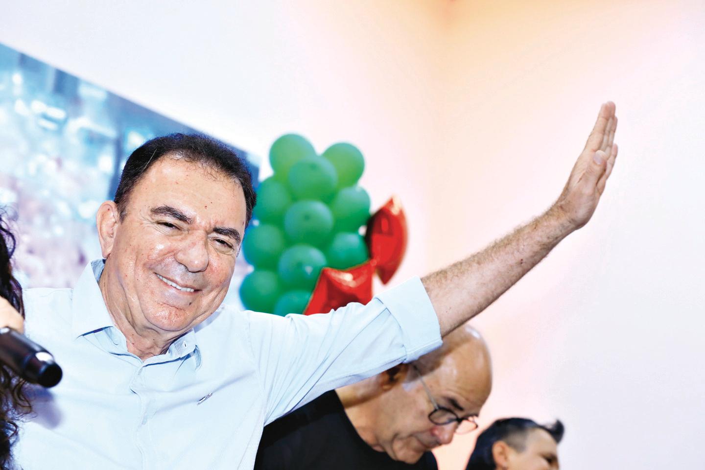 PT anuncia Luis Cesar Bueno como candidato ao governo de Goiás em 2026