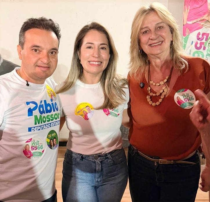 Reunião em casa reúne mais de 100 moradores com Drª Zeli e Pábio Mossoró