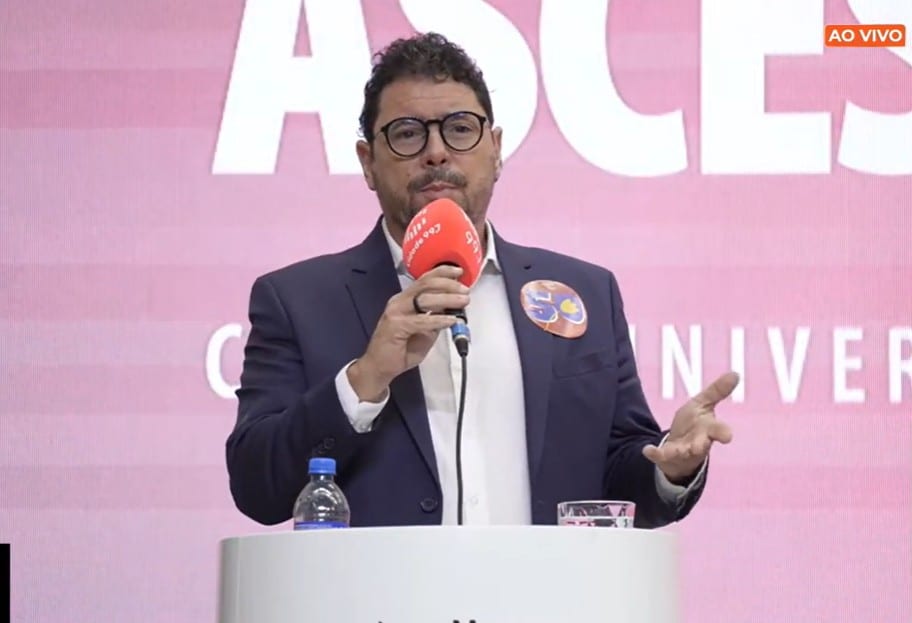 Ivan Moraes se apresenta como alternativa a João Campos e Raquel Lyra
