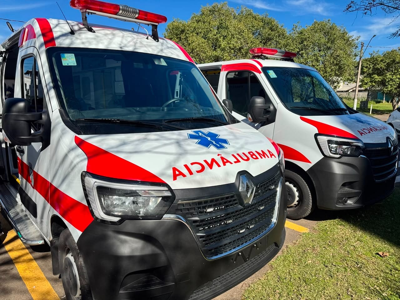 Parobé recebe duas ambulâncias novas; investimento chega a quase R$ 700 mil