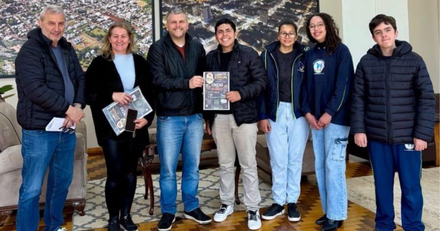 Estudantes promovem ações ambientais e mutirão de limpeza no Bairro Sassi, em Sarandi