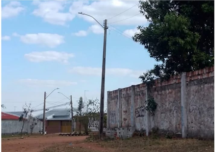 Vereador pede manutenção da iluminação próxima ao Colégio CEDDIM