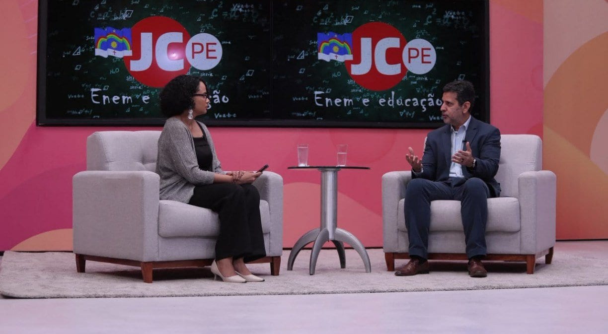 Ministro defende novo foco do Ideb em aprendizagem e amplia tempo integral
